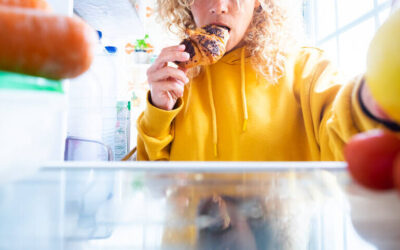 Midlife Munchies? Here’s Why Menopause Makes You Hungry