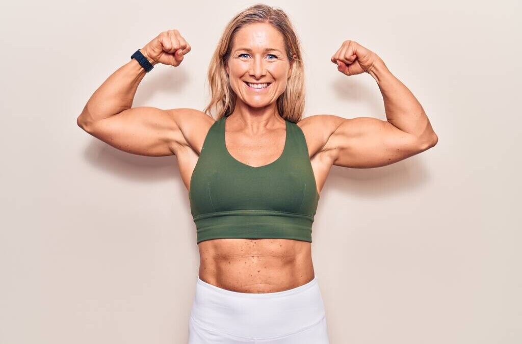 Stronger After Weight Loss: How Testosterone Protects Muscle & Bone
